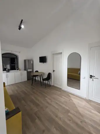 Сдаю квартиру по суточно, Миробадский район, фотография 4