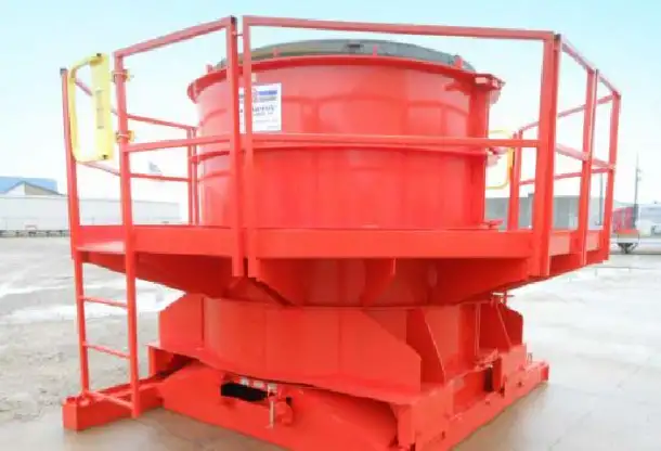 Оборудование для производства формовки крышки плит люков., фотография 1