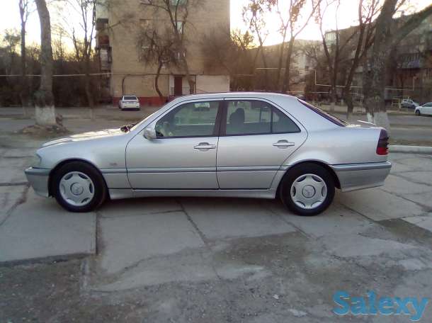 Mercedes Benz C 180, фотография 3