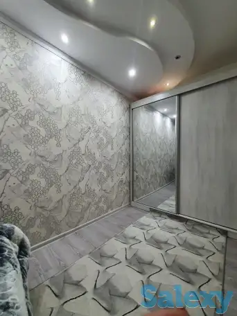 Бобура Центр СВОЯ 3 / 2 / 9 ОТДЕЛЬНЫЙ ВХОД с новым ремонтом и мебелью Яккасарайский район Большой зал 5×5, фотография 1