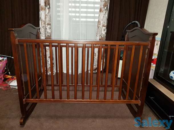 Детская кроватка, фотография 1
