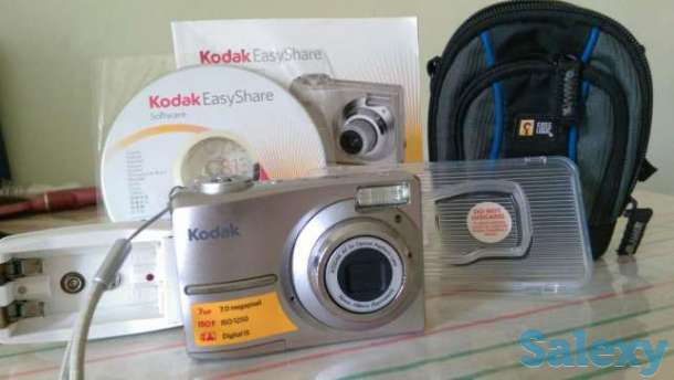 Фoтoаппарат в комплекте, фотография 1