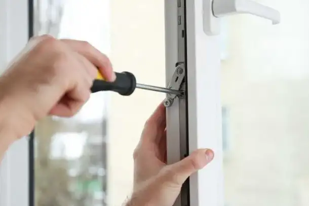 Ремонт окон, замена резины, механизмов, обслуживание стеклянных дверей, фотография 2