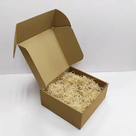 Готовые крафт и белые коробки с крышкой, фотография 4