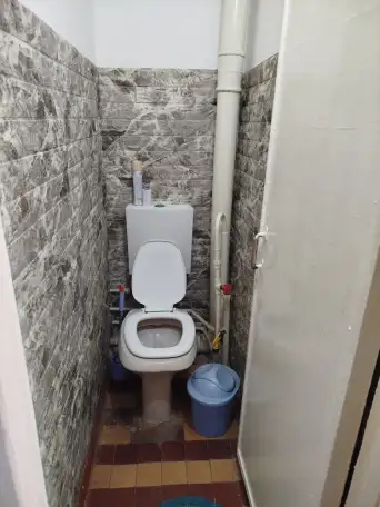 Продается трёхкомнатная квартира в Алмалыке, Старая автостанция, фотография 2