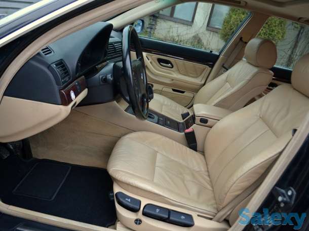 BMW 728i, фотография 4