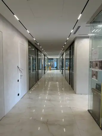 Аренда офисов в бизнес центре в центре города, проспект Амира Темура, улица Абдулла-Кадыри, 3A/1, фотография 2