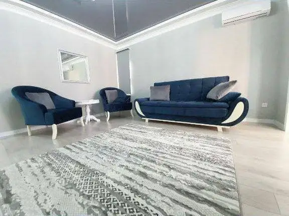 234 на длительный срок люкс Ц-1 центр города, фотография 4