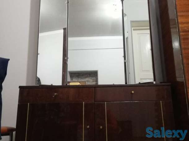 Трильяж, трюмо с ящиками и зеркалами, фотография 5