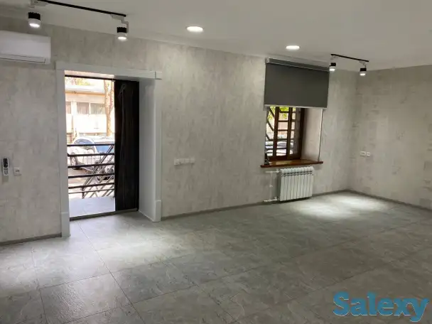 Офис,м.Космонавтов,ЦУМ,3-комнаты,1/4,90 м²,евроремонт, фотография 3