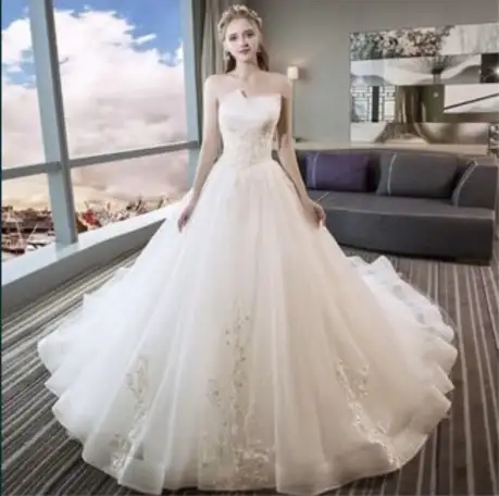 Шикарное свадебное платье, фотография 1