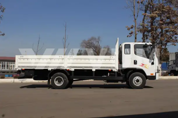 Бортовой FAW Tiger V 11,2 м2, фотография 3