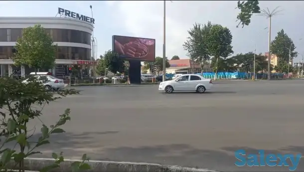 Led ekranlarda reklama, фотография 1