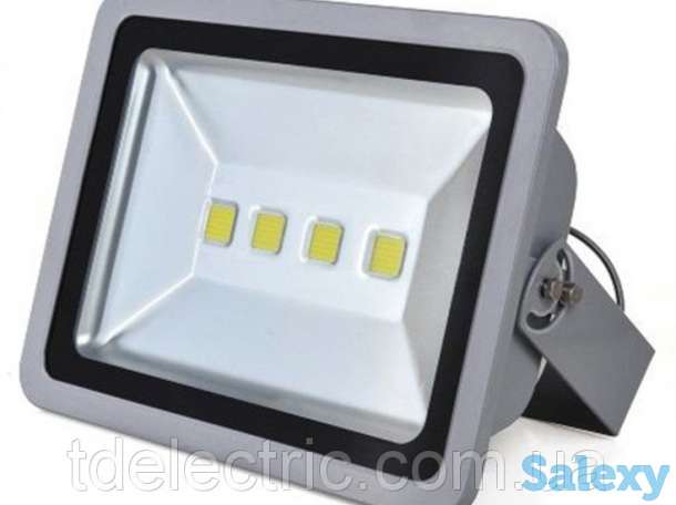 Прожектор LED 200W, фотография 3