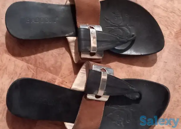 Шлепанцы на низкой подошве продам срочно, фотография 1