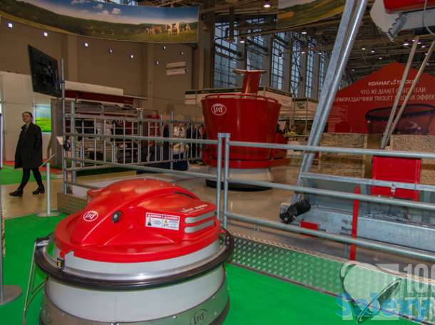 Подталкивания корма Lely Juno, фотография 5