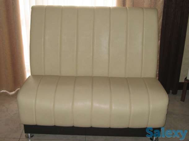 Комплект стол и 4 стула, фотография 3