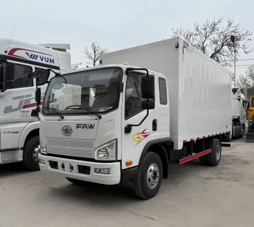 Цельнометаллический автофургон FAW Tiger-V 4x2 21,6 куб.м, фотография 1