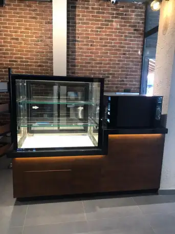 Кондитерская витрина холодильная, фотография 13