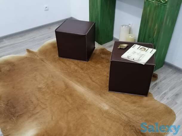 шкура ковер из коровы  кожаные пуфики, фотография 3