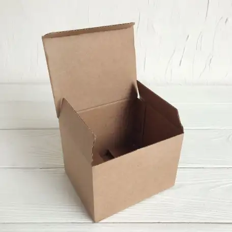 Крафт и белые коробки с крышкой, фотография 3