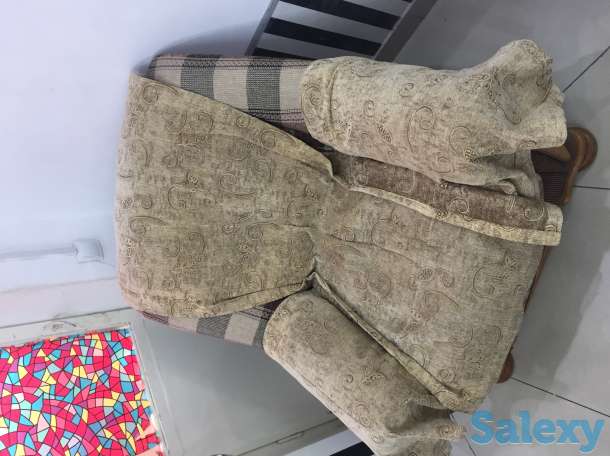 Продаю диван и кресло в отличном состоянии. С накидкой., фотография 2