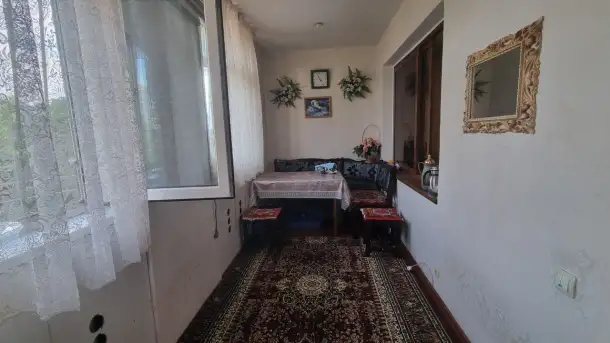 Продается своя квартира центре Ташкента метро Шахристан Юнусабаде 3/3/4 кирпичный дом, фотография 4