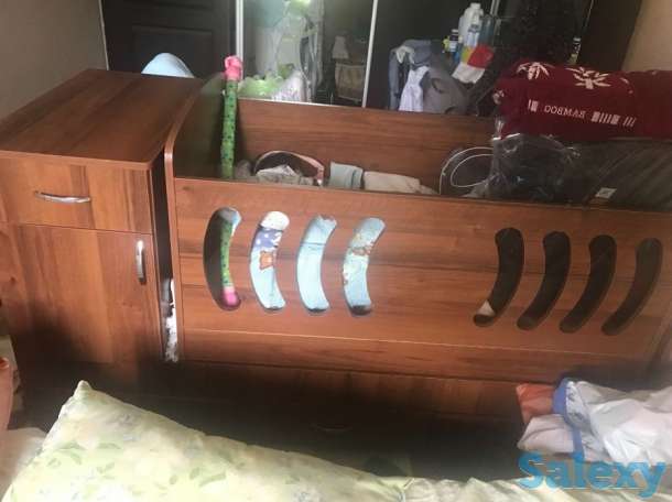 Детская кроватка, фотография 1