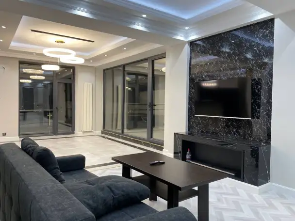 Продажа квартиры, фотография 1