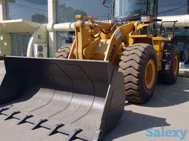 Фронтальный погрузчик, фотография 1