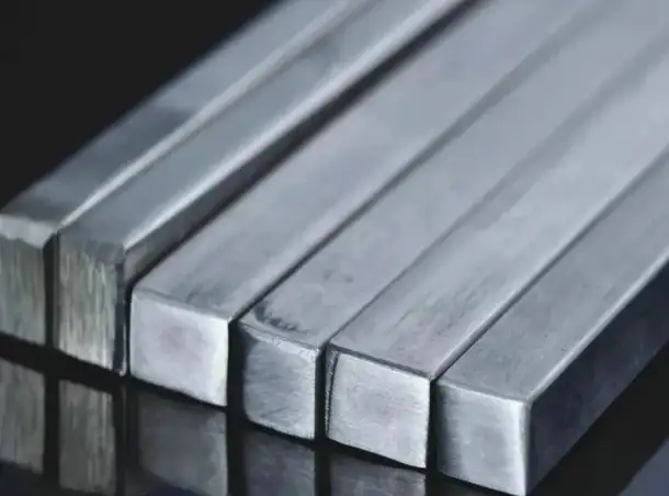 Квадрат нержавеющий, s: 10; 30; 40; 14... мм, Произв.: калиброванный; горячекатаный..., фотография 1