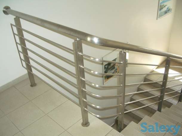 Перилла из нержавейки и стекла, ограждения из нержавеющей тали и каленного стекла. Перила для лестниц., фотография 3
