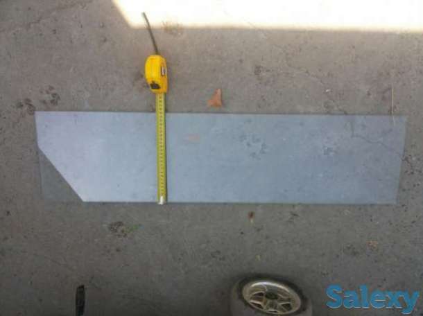 Стеклянные стелажи, фотография 1