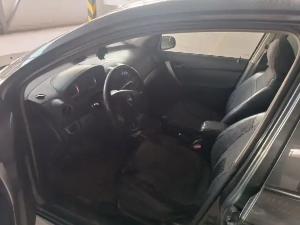 Продаю срочно Chevrolet, фотография 6