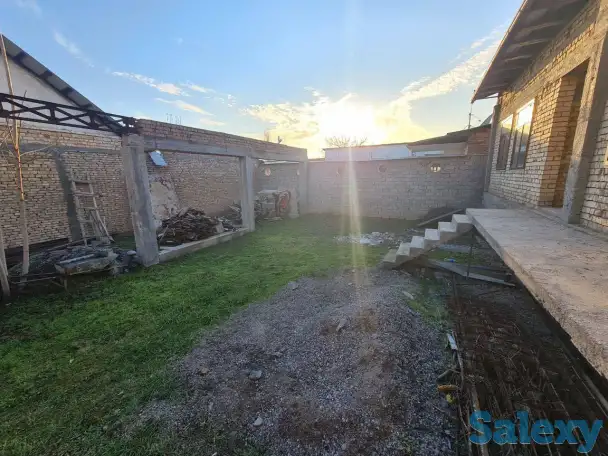 Кук Сарой,дом,5-соток,4-комнаты,300 м²,фасад 25 м,начат ремонт, фотография 3