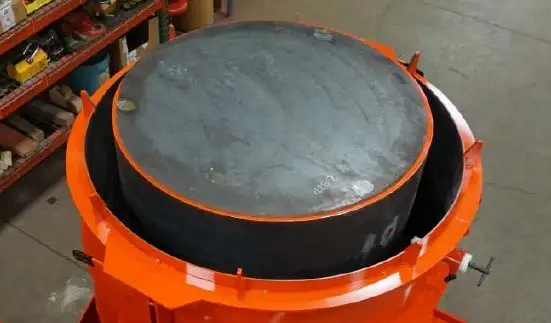 Оборудование для формирования бетонных стояков люков, Afinitas., фотография 1