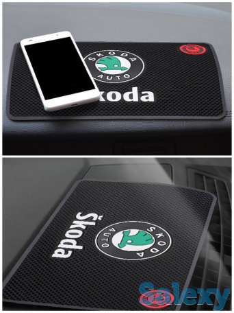 Коврик на торпеду Skoda, фотография 1