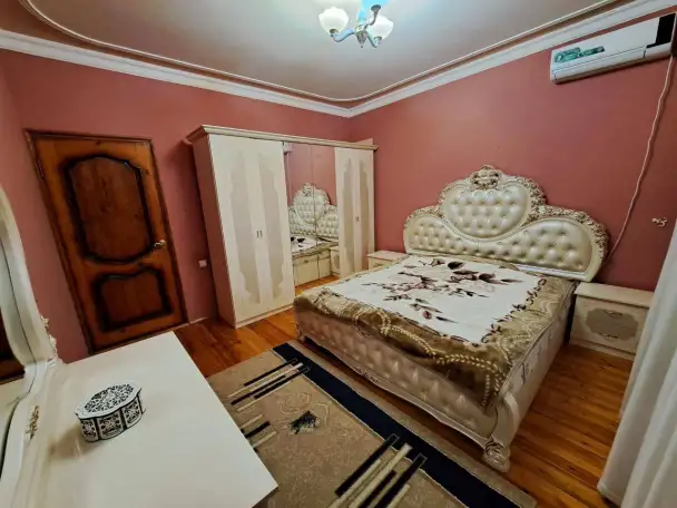 Сдам квартиру 439 Госпитальный 1200, ул. Катта Мирабад, фотография 2