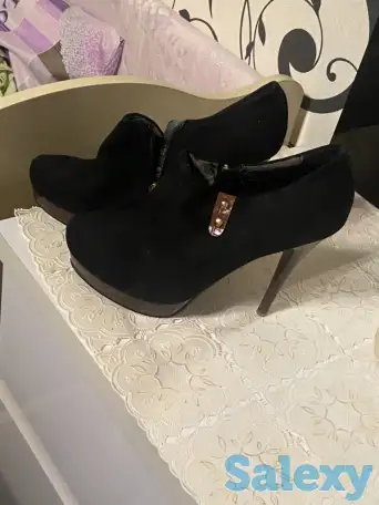 Женская обувь, фотография 3