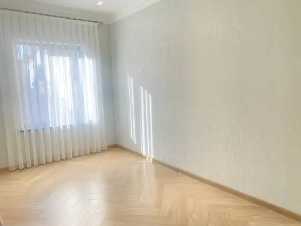 Сдам Новый Евродом 2.5 сотки 4 спальни ул. Саламатина 4500 у.е., фотография 9