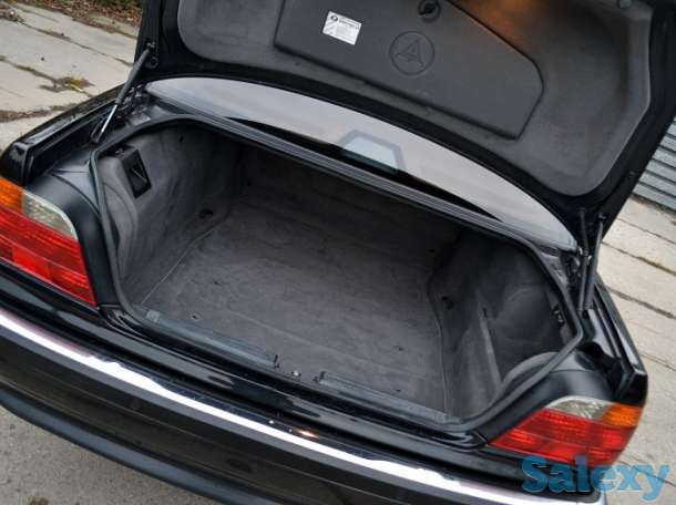 BMW 728i, фотография 2