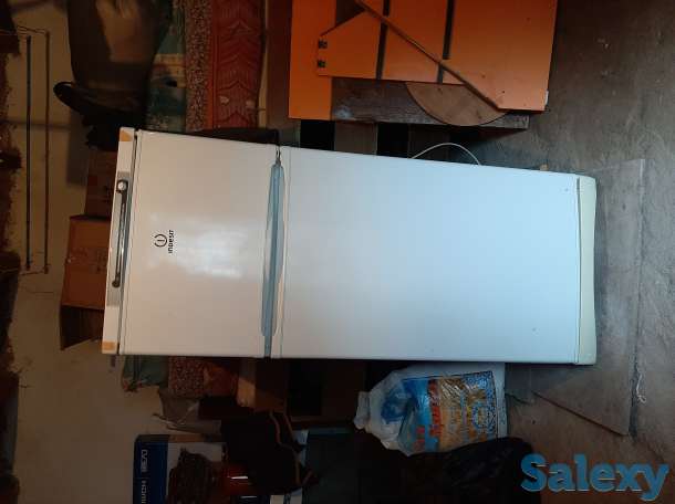 Срочно продам холодильник Indesit  в отлисном состоянии, фотография 2