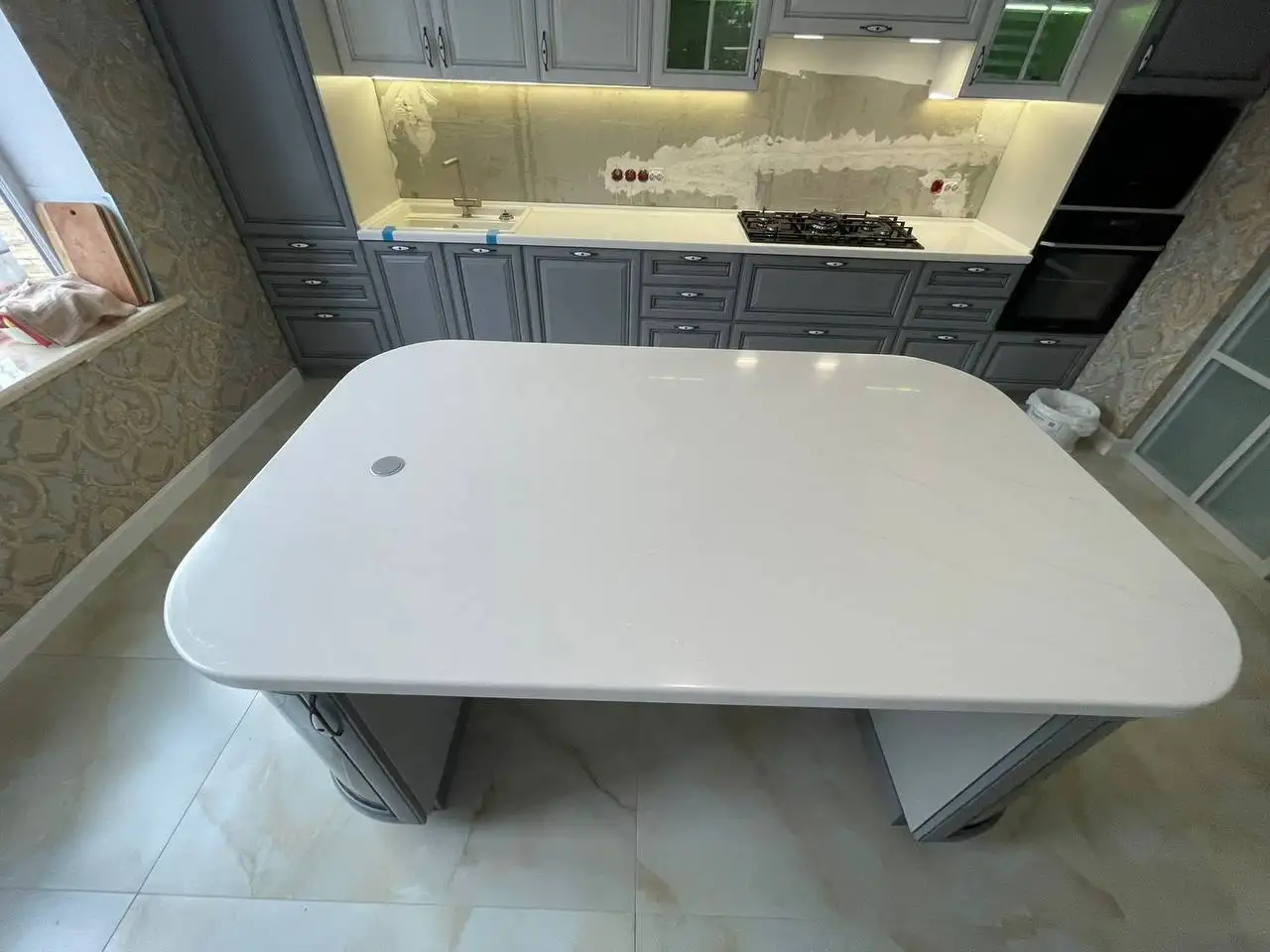 Столешницы, подоконники, раковины из камня акрил, кварц, фотография 9