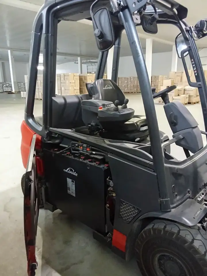 электропогрузчик Linde E 25, фотография 4