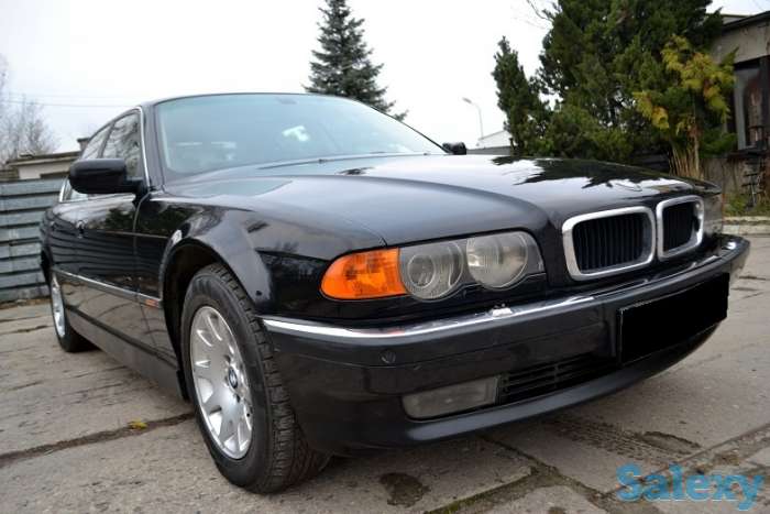 BMW 728i, фотография 3