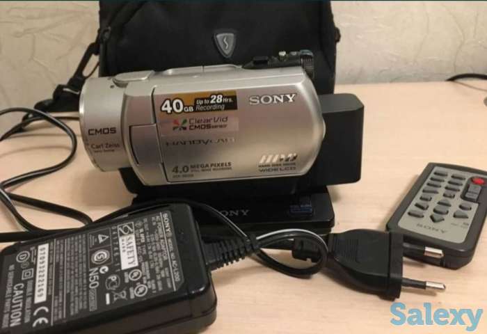 Видеокамера SONY DCR-SR200, фотография 3