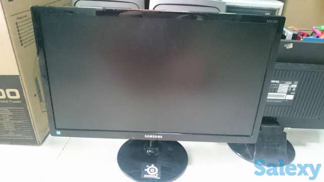 23 LED Монитор Samsung S23C350, фотография 1