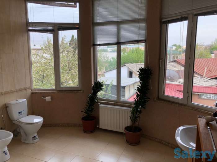 Дом в АРЕНДУ возле гостиницы 