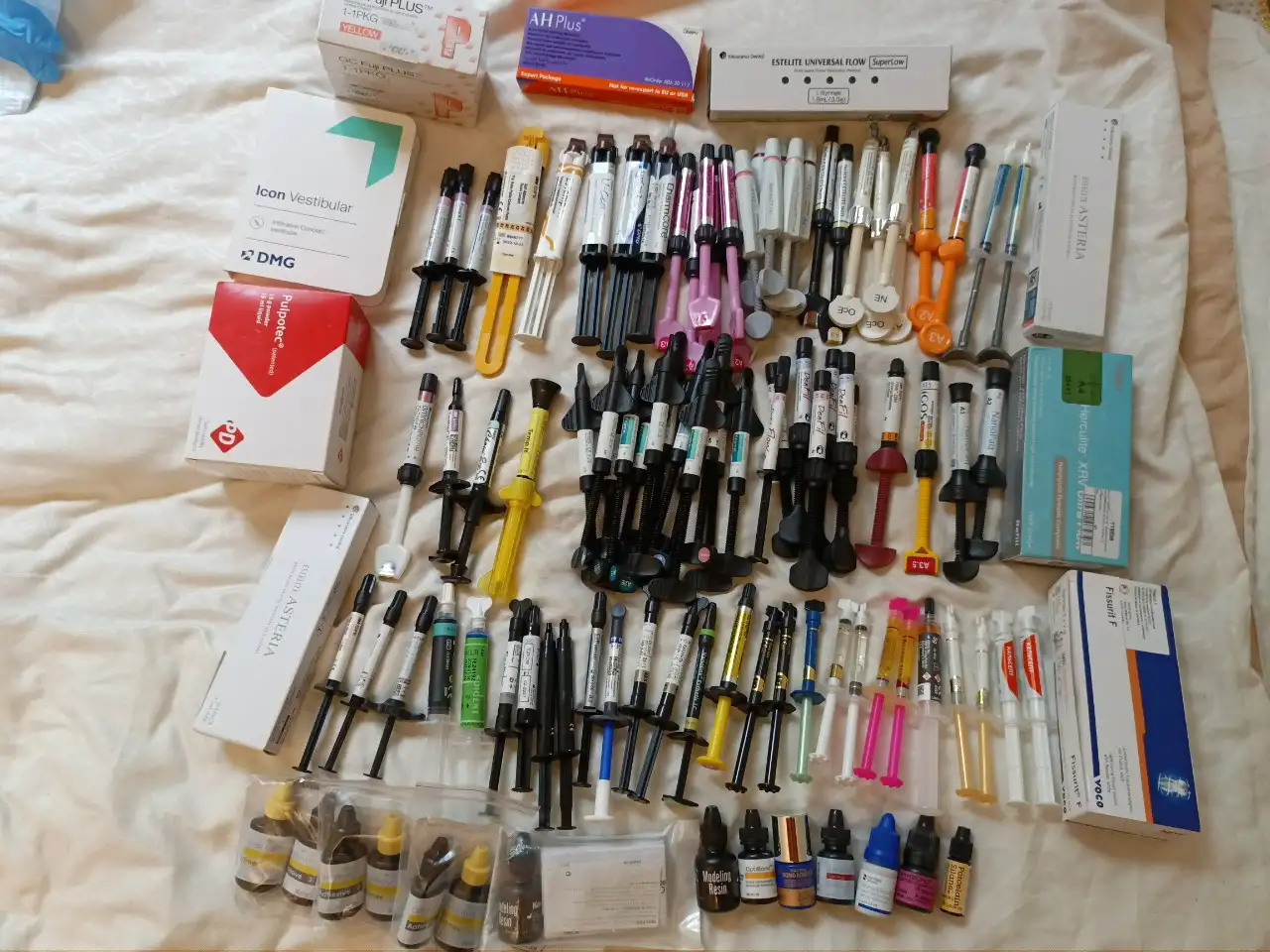 Стоматологические материалы, фотография 1