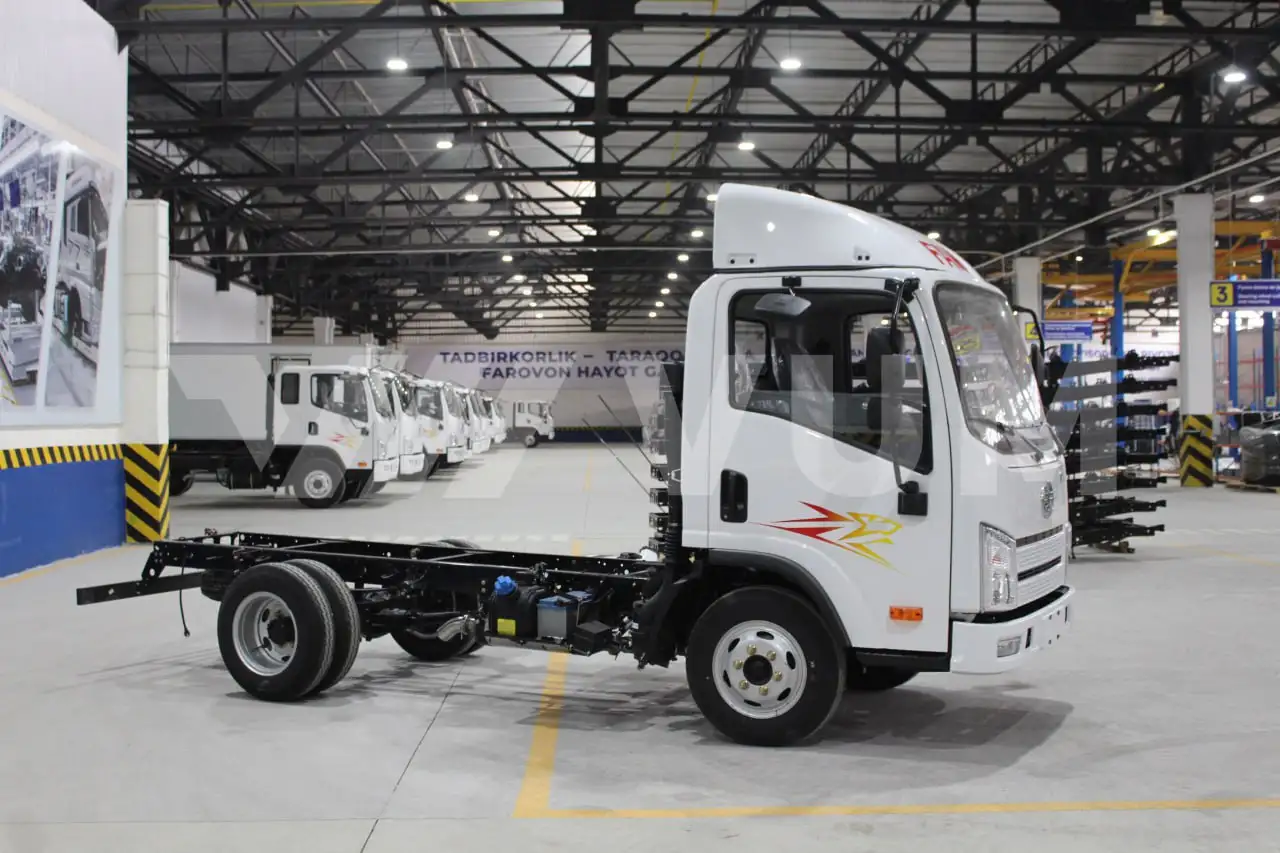 Шасси FAW Tiger VR 4x2 4,5 т  Бензин, фотография 3